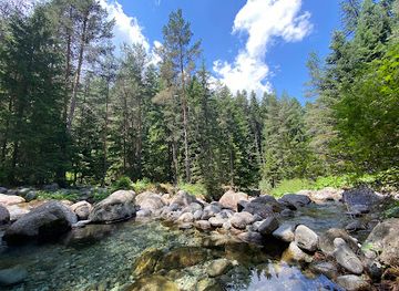 bulgaria/dobrinishte/attraction/skinny-dipping-hole