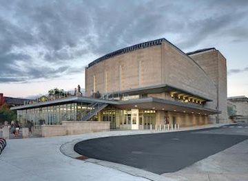 wisconsin/madison/attraction/wisconsin-union-theater