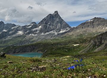 italy/cervinia/attraction/bike-park-cervino-partenze-percorsi-mtb-da-telecabina-cime-bianche-laghi
