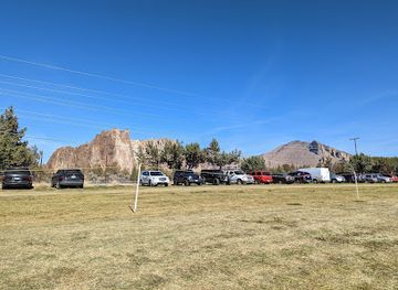 oregon/smith-rock-state-park/attraction/smith-rock-ranch