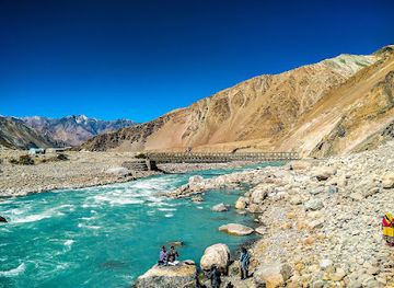 india/ladakh/attraction/shanti-stupa