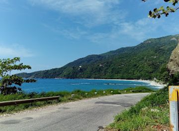 dominican-republic/sierra-de-neiba/attraction/escuela-taller-y-museo-larimar