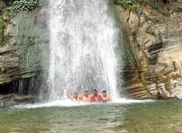 india/northern-plains/attraction/dhokaney-waterfall