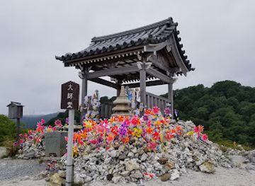 japan/mutsu/attraction/osorezan-bodaiji-temple