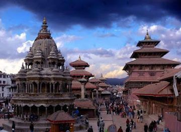 nepal/patan/hiranya-varna-mahavihar-golden-temple/attraction/patan-darbar-square