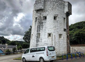 jersey/le-hocq-tower/attraction/conway-tower-jersey-war-tours
