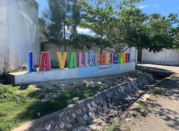 haiti/cotes-de-fer/attraction/grosses-lettres-la-vallee-de-jacmel