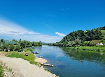 bosnia-and-herzegovina/una-sana-canton/attraction/confluence-of-sana-and-una
