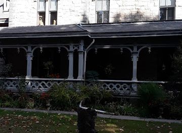 rhode-island/east-greenwich/attraction/clouds-hill-museum