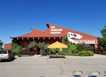 utah/blanding/attraction/the-dinosaur-museum