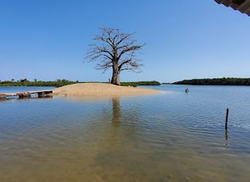 the-gambia/kanifing/attraction/tallinding-beach