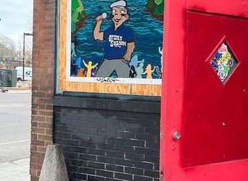 minnesota/saint-paul/attraction/otter-s-saloon