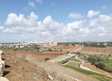 israel/hod-hasharon/attraction/givat-hakalanit