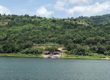 ghana/kwahu/attraction/dodi-world-akosombo-dodi-princess-dodi-island-boat-cruise