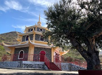 mauritius/trou-aux-cerfs/attraction/thien-thane-pagode