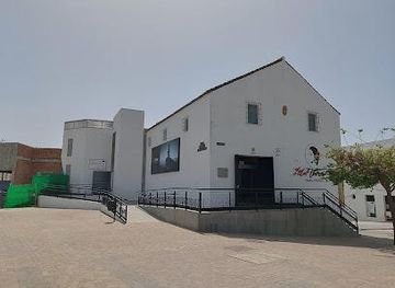 spain/cadiz/attraction/centro-cultural-lola-flores