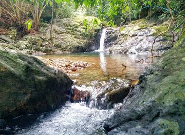 thailand/koh-chang/attraction/khlong-chao-lueam-waterfall