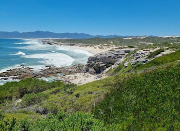 south-africa/overberg/attraction/walker-bay-nature-reserve-office