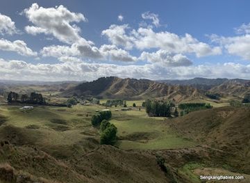 new-zealand/taranaki/attraction/moki-tunnel