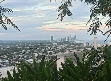 australia/gold-coast/burleigh-heads/attraction/lookout