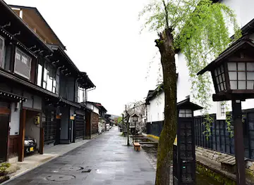 Setogawa and Shirakabe Dozou Street