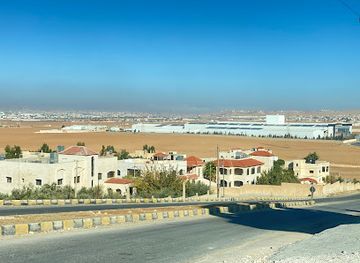 jordan/azraq-wetland-reserve/attraction/king-abdullah-ii-roundabout-east-dhahiyeh-area