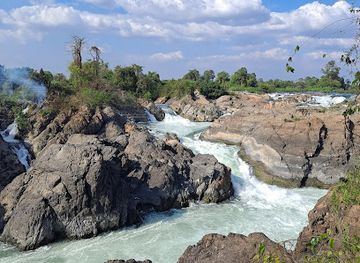 cambodia/preah-vihear/attraction/li-phi-somphamit-waterfalls