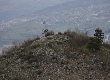 bosnia-and-herzegovina/bosnian-podrinje-canton/attraction/a-glimpse-of-the-war