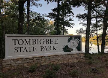 mississippi/tupelo/attraction/tombigbee-lake-state-park
