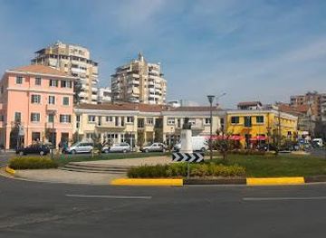 albania/kruje/attraction/sheshi-avni-rustemi