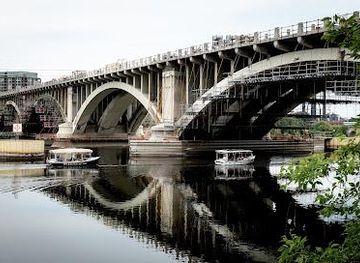 minnesota/saint-paul/attraction/nicollet-island