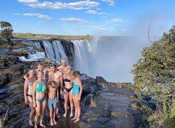 zambia/victoria-falls/attraction/little-roz-tours-safaris