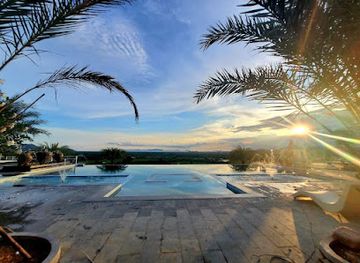 cambodia/kampot-province/attraction/veayo-swimming-pool