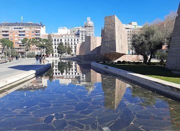 spain/madrid/salamanca/attraction/descubrimiento-garden