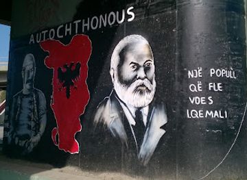 albania/kavaje/attraction/graffities-view