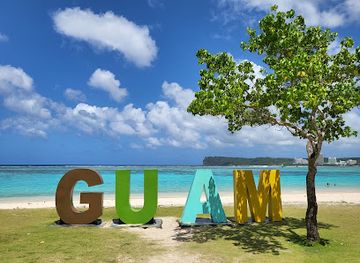 guam/tamuning-beach/attraction/ypao-beach