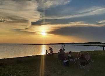 zimbabwe/kariba/attraction/sundowners-point