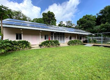 christmas-island/flying-fish-cove/attraction/the-pink-house-research-station