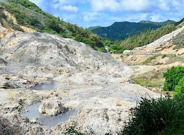 saint-lucia/laborie/attraction/sulphur-springs