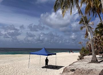maldives/seenu-atoll/attraction/donut-point