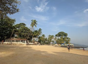 sierra-leone/tacugama-chimpanzee-sanctuary/attraction/baw-baw-beach