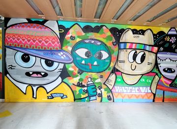 france/tours/attraction/la-clinique-du-streetart