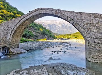 albania/toskeria/attraction/langarica-canyon