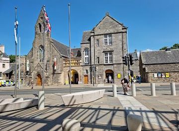 united-kingdom/edinburgh/attraction/the-king-s-gallery-palace-of-holyroodhouse