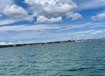 philippines/visayas/attraction/balibid-lagoon-pump-boat