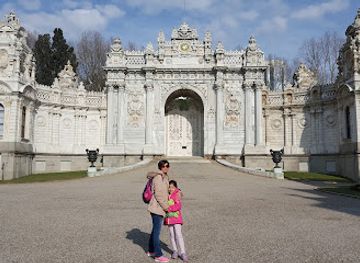 turkiye/troad/attraction/dolmabahce-palace