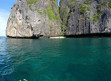 thailand/koh-phi-phi/attraction/phiphi-underwater