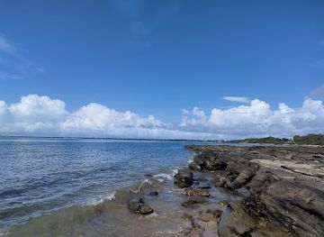 australia/fraser-coast/attraction/sandy-white-memorial-park