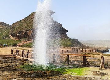 oman/dhofar-governorate/attraction/marneef-cave-and-blow-holes