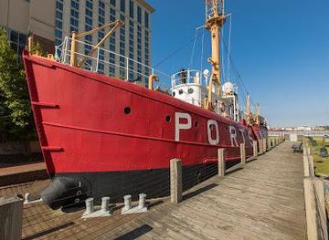 virginia/newport-news/attraction/lightship-portsmouth-museum